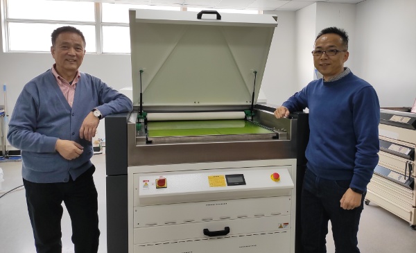 Shanghai Hengze Printing Company adopta las planchas Asahi para cambiar de la impresión tipográfica a la flexografía