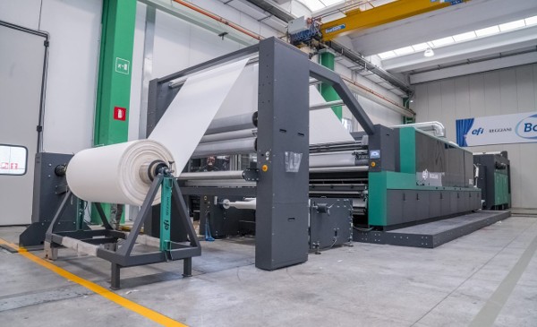 EFI Reggiani vende su cuarta impresora textil single-pass Reggiani BOLT