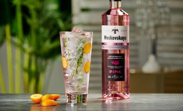 Moskovskaya elige España para lanzar su primer vodka rosa a nivel mundial