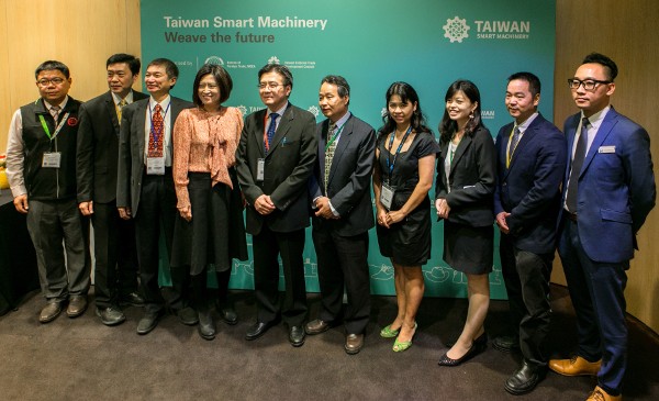 La maquinaria inteligente de Taiwan lidera la industria textil