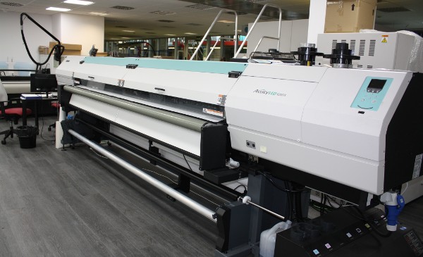 Comeco Gr&aacute;fico ampl&iacute;a su portfolio de productos gr&aacute;ficos con la incorporaci&oacute;n de nuevos equipos de impresi&oacute;n Inkjet FUJIFILM suministrados por CYAN