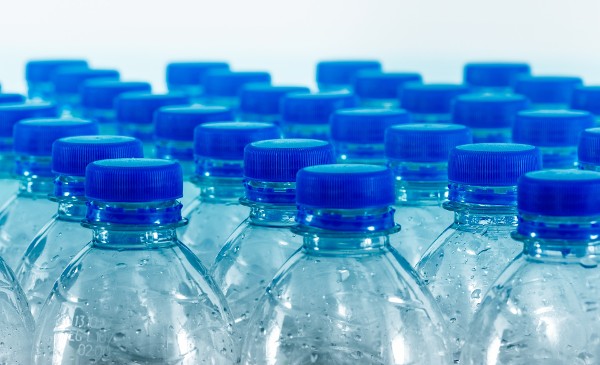 Europe faces challenges in meeting plastic bottle recovery target