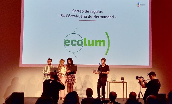ECOLUM Recyclia patrocinador destacado de la 64 Cena de Hermandad de APIEM