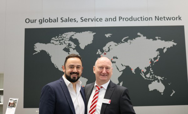 BST eltromat and SeeOne signed a partnership agreement at K 2019