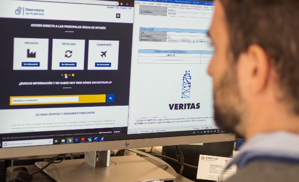 El proyecto VERITAS quiere acercar la tecnología Blockchain al sector valenciano del plástico