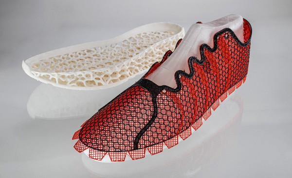 Covestro desarrolla un polímero que permite la fabricación de calzado totalmente reciclable con impresión 3D