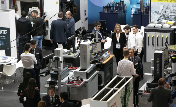 INDUSTRY From Needs to Solutions prepara la edici&oacute;n 2021 con m&aacute;s maquinaria en funcionamiento