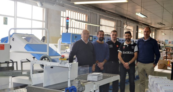 De izquierda a derecha: Rafael Rueda, Epis Massimiliano (técnico Smyth), Fre Dario (técnico Smyth), Antonio Gil y Jaume Rocabert (socio de EMG)