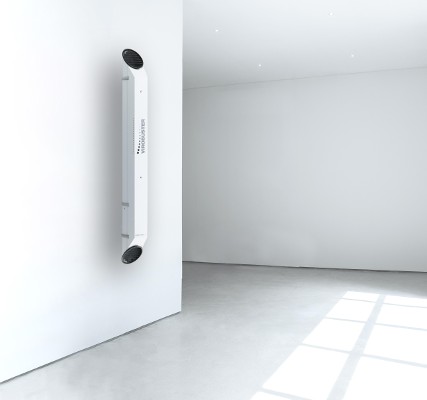El aire interior puede desinfectarse utilizando sistemas de luz UV como estos dispositivos montados en la pared de Virobuster