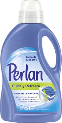 Todas las botellas de Perlan en España contienen un 25% de plástico reciclado
