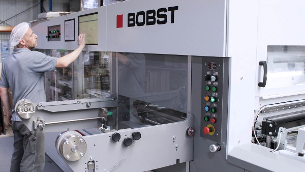 Schäfer Print & Packaging está construyendo los cimientos de su futuro con cuatro nuevas máquinas de alto rendimiento de BOBST