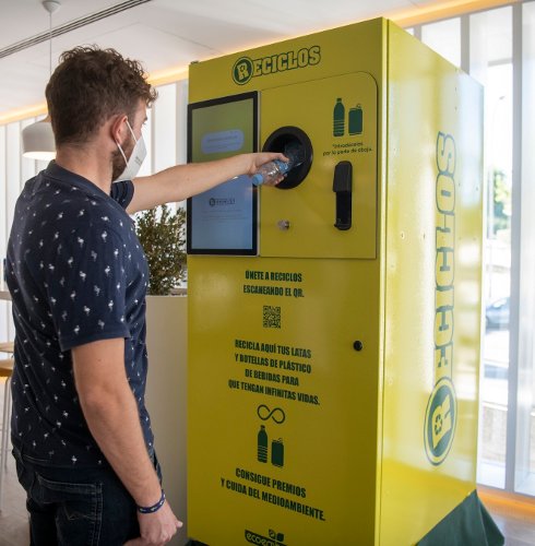 España implantará máquinas que recompensan por reciclar antes de que acabe 2020