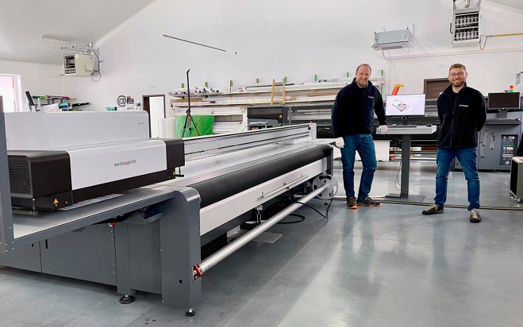 STO Print Production de Polonia invierte en una impresora plana swissQprint para impulsar su crecimiento