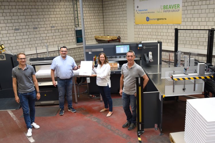 Beaver Paper y los talleres Hanauerland invierten conjuntamente en una nueva instalación de corte