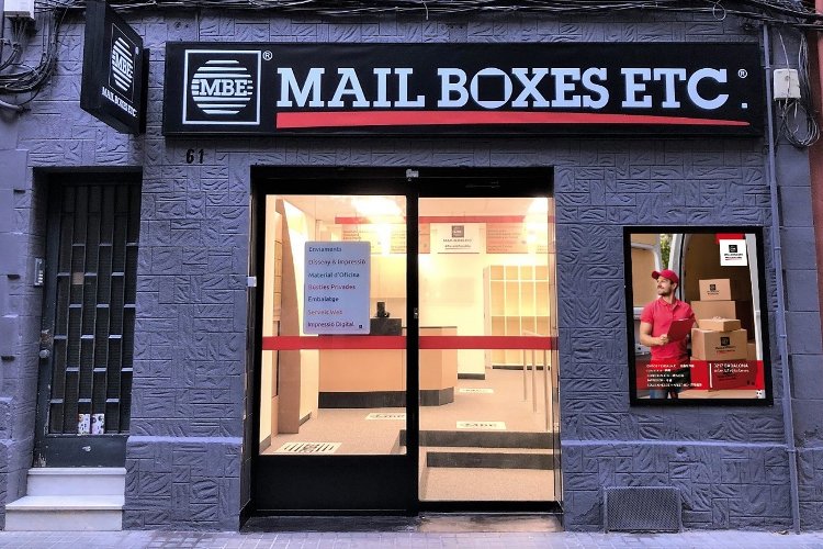Mail Boxes Etc. abre nuevo centro en Badalona