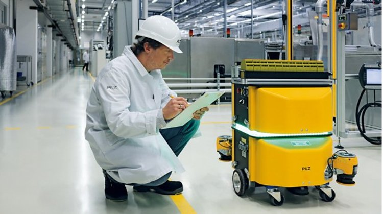 Pilz lanza un servicio de certificación de AGV y AMR para impulsar una intralogística más segura según ISO 3691-4