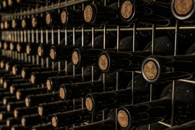Las marcas de vino premium selladas con corcho crecen en ventas y participación de mercado durante 2020