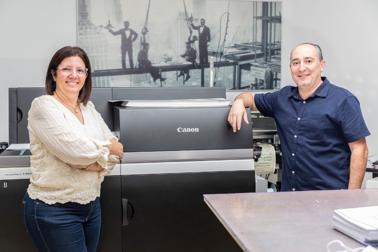 La Imprenta de Tenerife Estudio 72 acelera su negocio gracias a la tecnología de Canon