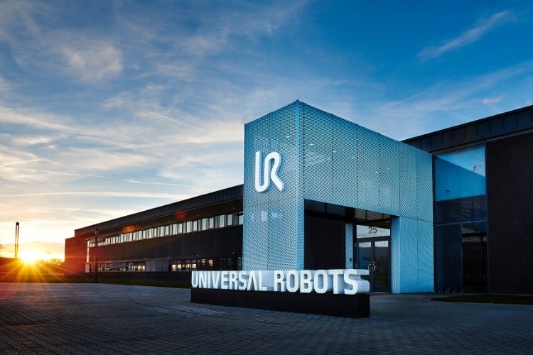 Universal Robots registra un récord de ingresos anuales de más de 300 millones de dólares