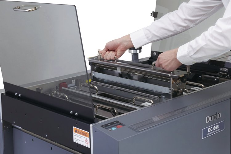 Duplo lanza la DC-648, la nueva soluci&oacute;n de corte habilitada para la Industria 4.0