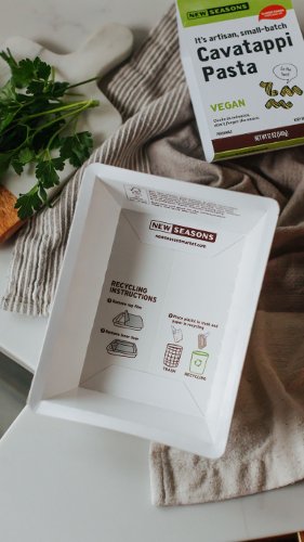 New seasons market adopts sustainable PaperSeal® tray packaging
