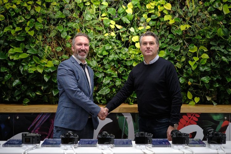Creation Reprographics firma un contrato de cuatro años para las planchas flexográficas lavables en agua Flenex FW de Fujifilm
