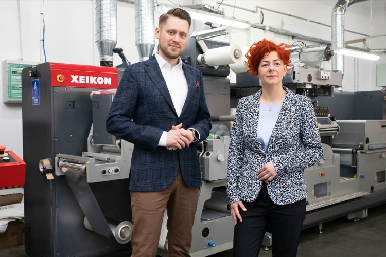 Etilab responds to demands for faster delivery and special embellishments with Xeikon
