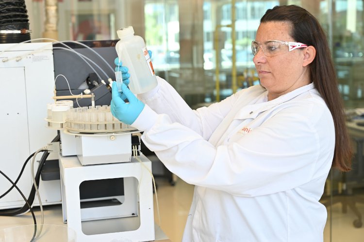 Los laboratorios de AINIA logran seis nuevas acreditaciones para análisis de alimentos y envases