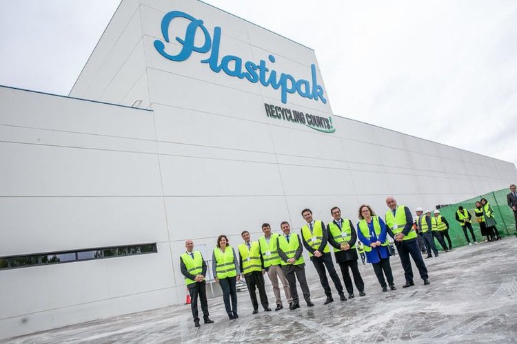Inaugurada oficialmente la mayor inversión en reciclaje de Plastipak en España