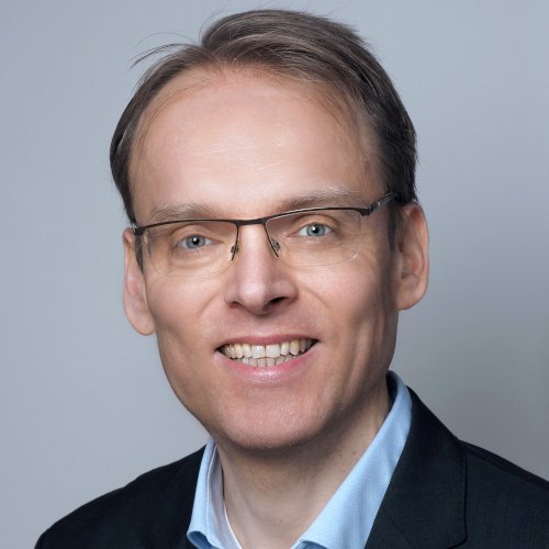 Dr. Burkhard Kaup, responsable de Tecnología de Materiales en thyssenkrupp Rasselstein GmbH