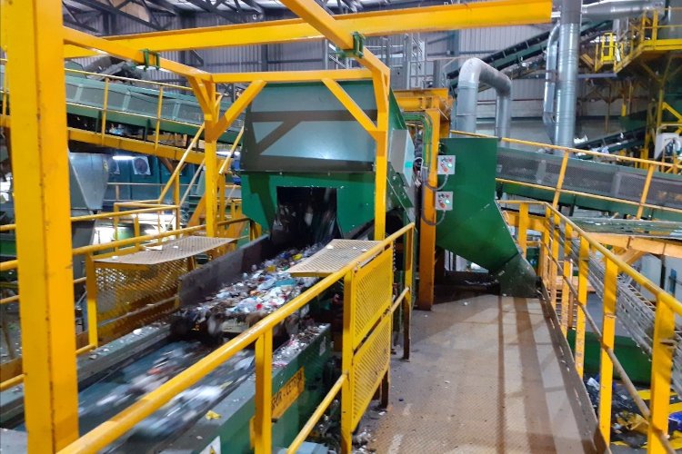 ITENE y la UPV trabajan en un nuevo sistema de detecci&oacute;n &oacute;ptica de envases multicapa en las plantas de reciclaje