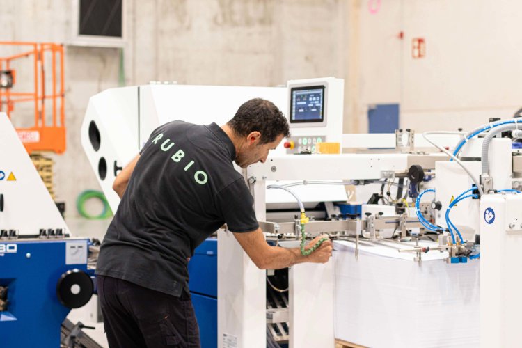 La editorial RUBIO traslada la producción a su nueva sede con la incorporación de tecnología pionera en el país