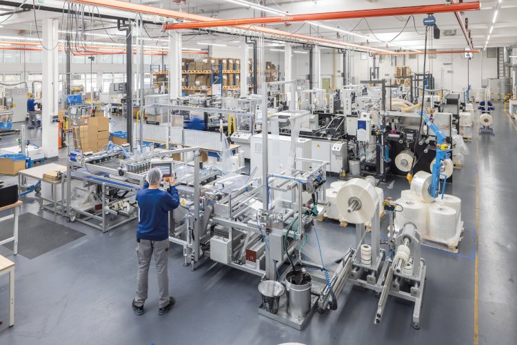 adapa reacciona con fuertes inversiones y presenta la bolsa retr&aacute;ctil