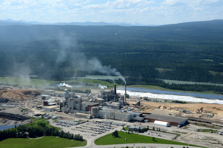 Mondi completes acquisition of Hinton Pulp mill