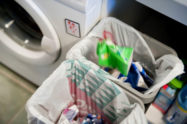 El reciclaje de envases domésticos de plástico, metal, brik, papel y cartón gestionados por Ecoembes creció un 3,5% en 2023