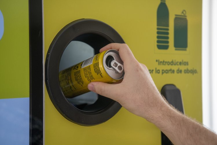 El reciclaje de envases domésticos gestionados por Ecoembes, creció un 3,6% en 2023 en la Comunidad Valenciana