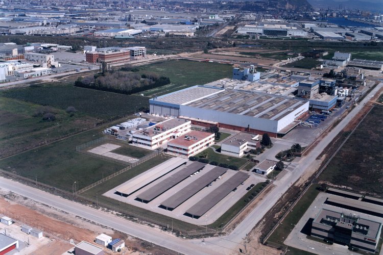 ARCHROMA continúa invirtiendo en la industria del papel y el embalaje