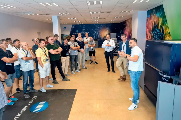 Cerca de un centenar de profesionales del sector gr&aacute;fico se dieron cita en los &ldquo;PP Open Days&rdquo; de Konica Minolta en Valencia