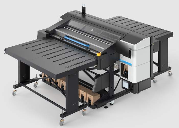 HP presenta la nueva Latex R530 y la suite PrintOS para simplificar y transformar la producción en impresión