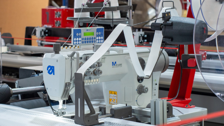 Bluetree Group amplía sus capacidades de acabado de gran formato con la inversión de PLASTGrommet