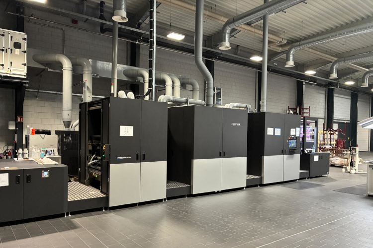 Delo se convierte en otro usuario de la Jet Press FP790 de Fujifilm