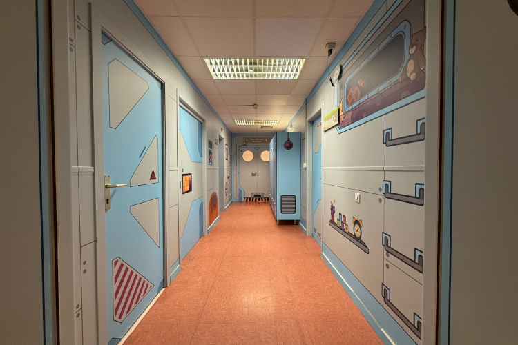 HP transforma el área preoperatoria pediátrica del Hospital Germans Trias con tecnología HP Latex