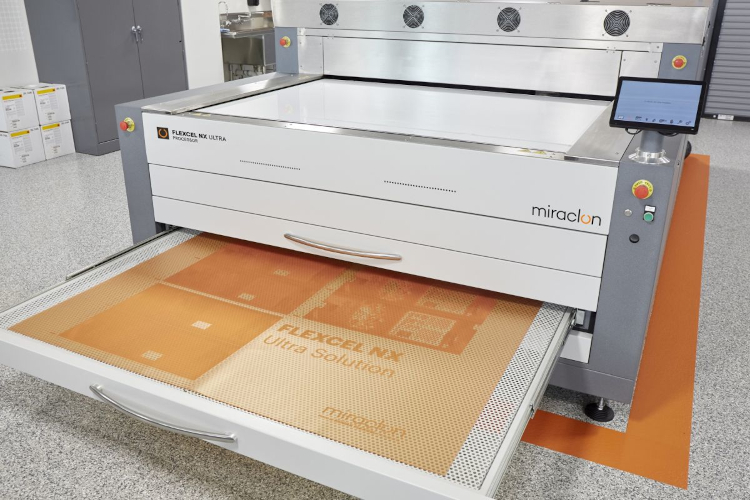 Mavigrafica duplica la capacidad de fabricaci&oacute;n de planchas lavables con agua con la segunda adquisici&oacute;n de un sistema FLEXCEL NX Ultra Solution de Miraclon