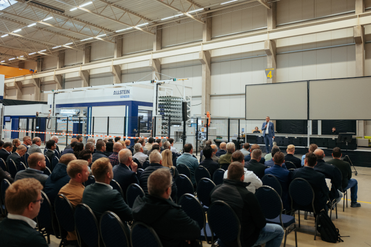 Allstein marca un hito histórico con una demostración de flujo de trabajo totalmente automatizado