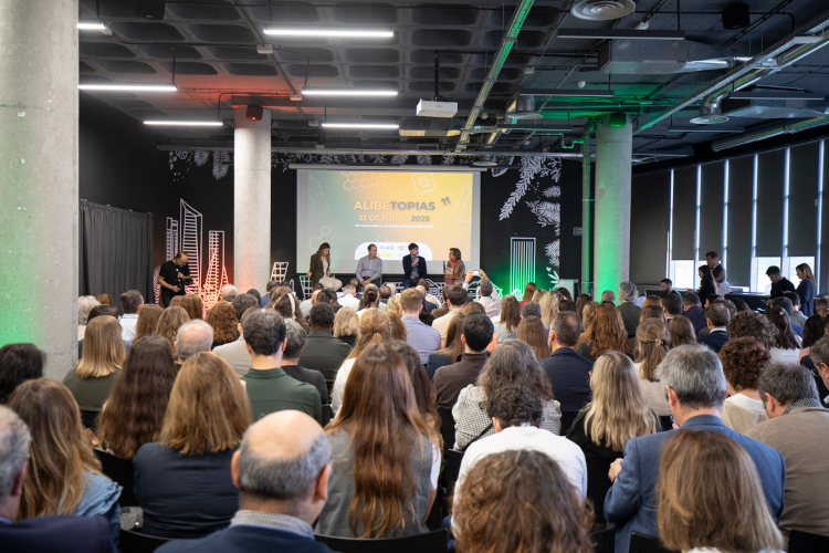 La industria de alimentación y bebidas aborda los desafíos en innovación en ALIBETOPÍAS