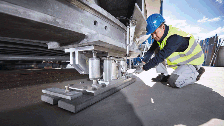 Minebea garantiza la detecci&oacute;n precisa del nivel con la tecnolog&iacute;a adecuada