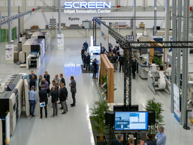 El Open House de impresi&oacute;n inkjet para Pharma de SCREEN marca el futuro digital de la impresi&oacute;n de prospectos farmac&eacute;uticos