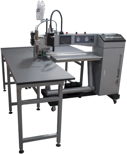 PLASTGrommet presentar&aacute; la automatizaci&oacute;n del acabado de banners de gran formato en C!Print Madrid 2026