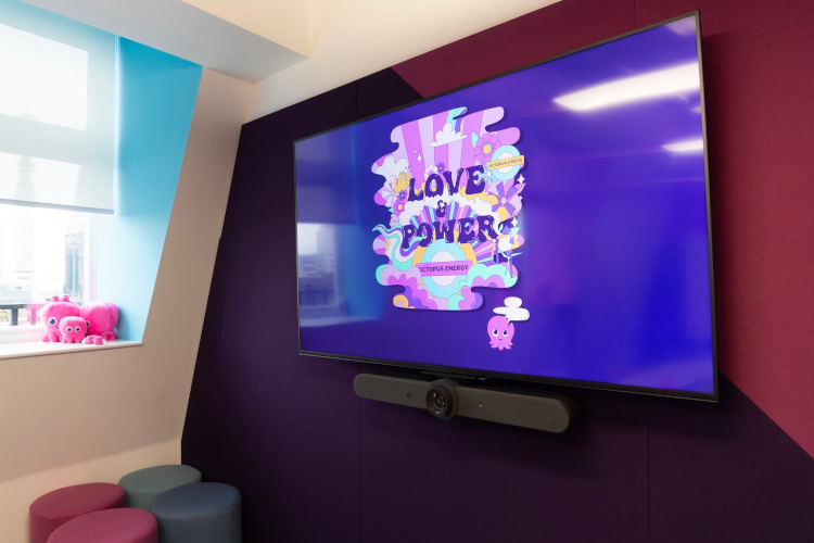 Octopus Energy refuerza su compromiso con la sostenibilidad incorporando más de 400 pantallas profesionales BRAVIA de Sony