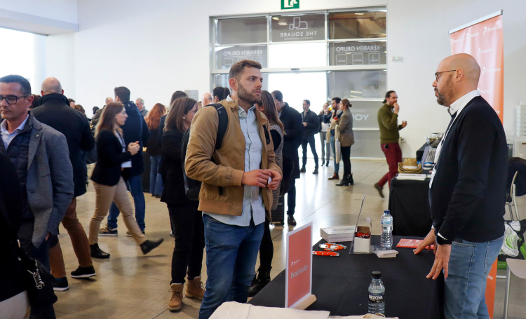 Se estima que más del 50% de las empresas obligadas por ley a gestionar sus residuos de envases aún no figuran en el Registro del Ministerio